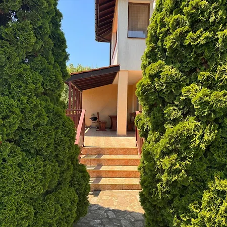 Dom wakacyjny Sunrise With A Sea View In A Quiet And Peaceful Place *